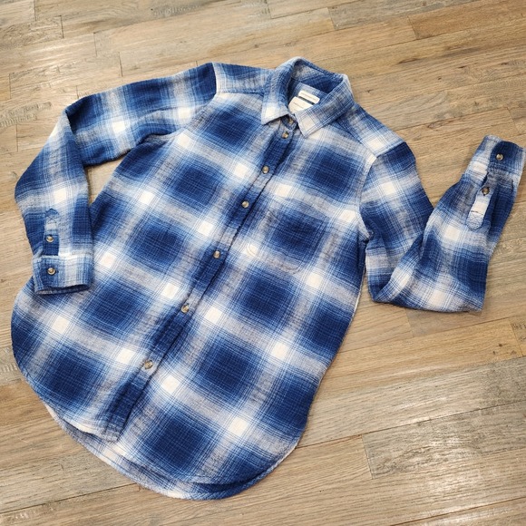 American Eagle Women XS Blue Plaid Ahh-Mazingly Soft Boyfriend Fit Flannel Shirt - Picture 2 of 11